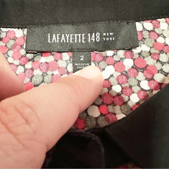 Lafayette 148 100% Silk Dot Print Blouse In Black Red White Gray Sz 2 - Picture 6 of 14